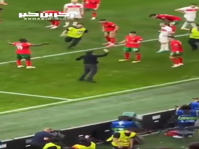 رفتار نه چندان جالب کریستیانو رونالدو با جیمی جامپ بازی با ترکیه!