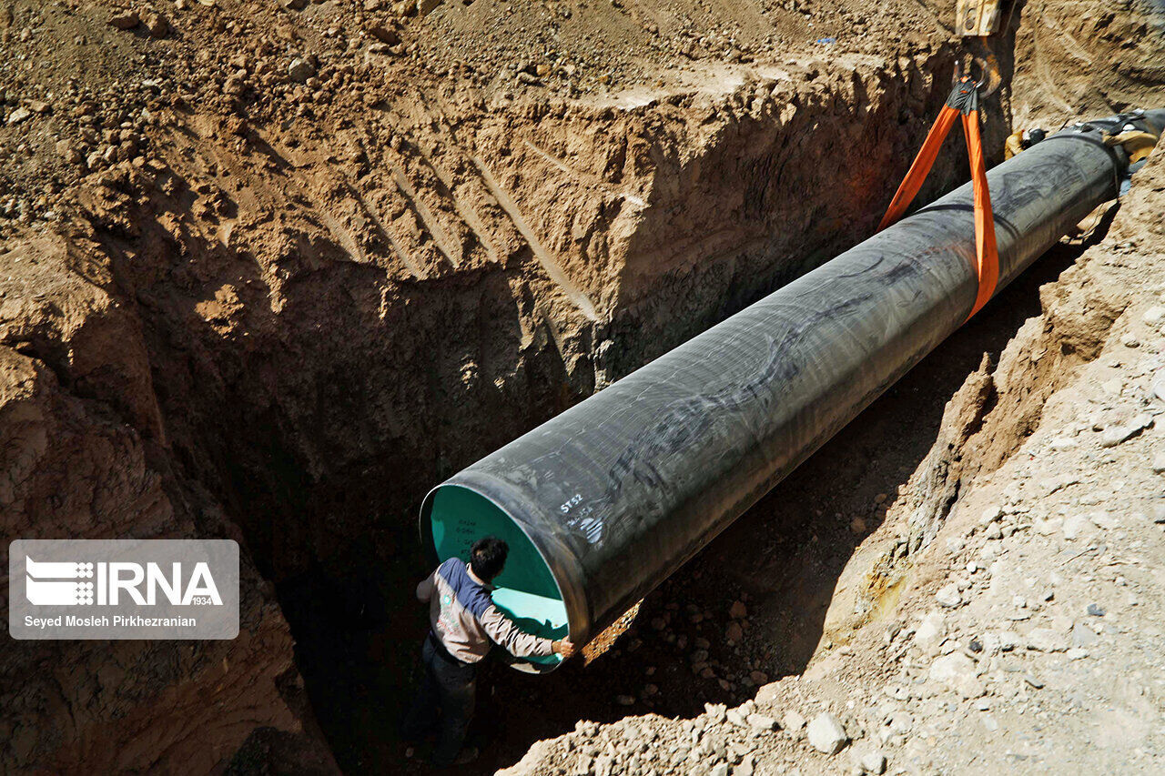 مدیرکل بنیاد مسکن فارس: کمبود زمین پروژه‌های نهضت ملی مسکن فارس رفع شود