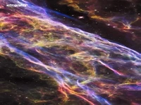 سحابی Veil، یکی از شناخته‌شده‌ترین بقایای ابرنواختر 
