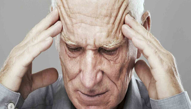 تنهایی می تواند احتمال سکته مغزی را در سالمندان افزایش دهد