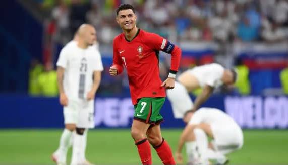رونالدو به دنبال رکورد جدید با حضور در جام جهانی 2026