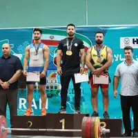 پایان مسابقات وزنه‌برداری قهرمانی کشور به میزبانی اصفهان