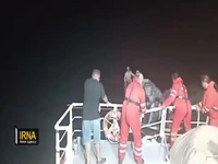 عملیات نفس‌گیر شناور ناجی برای نجات ۹ دریانورد در آب‌های جزیره هنگام