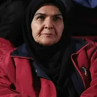 انسیه شاه‌حسینی: مردم به عشق شهدا پای صندوق‌های رای بیایند