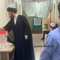 عکس/ حجت الاسلام و المسلمین سیدعلی خمینی پای صندوق رای