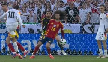 داستان صحنه جنجالی بازی آلمان - اسپانیا