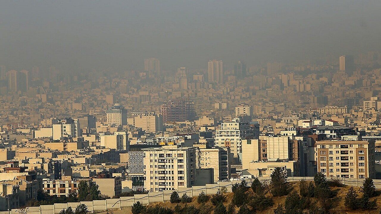 هوای ناسالم در تهران؛ بیماران قلبی و عروقی در خانه بمانند