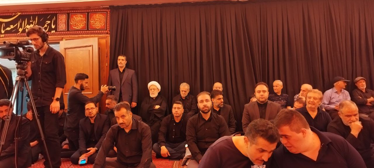 عکس/ حضور رئیس‌جمهور منتخب در جمع عزاداران حسینی