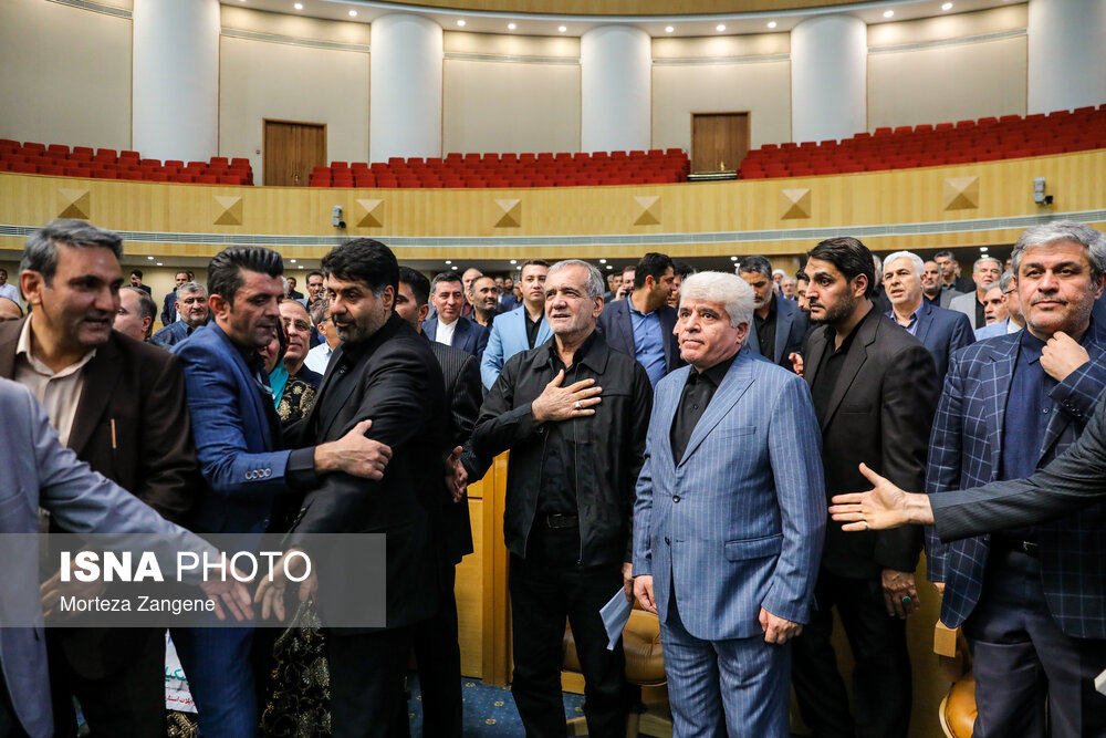 عکس/ دیدار رییس جمهور منتخب با نمایندگان ادوار مجلس