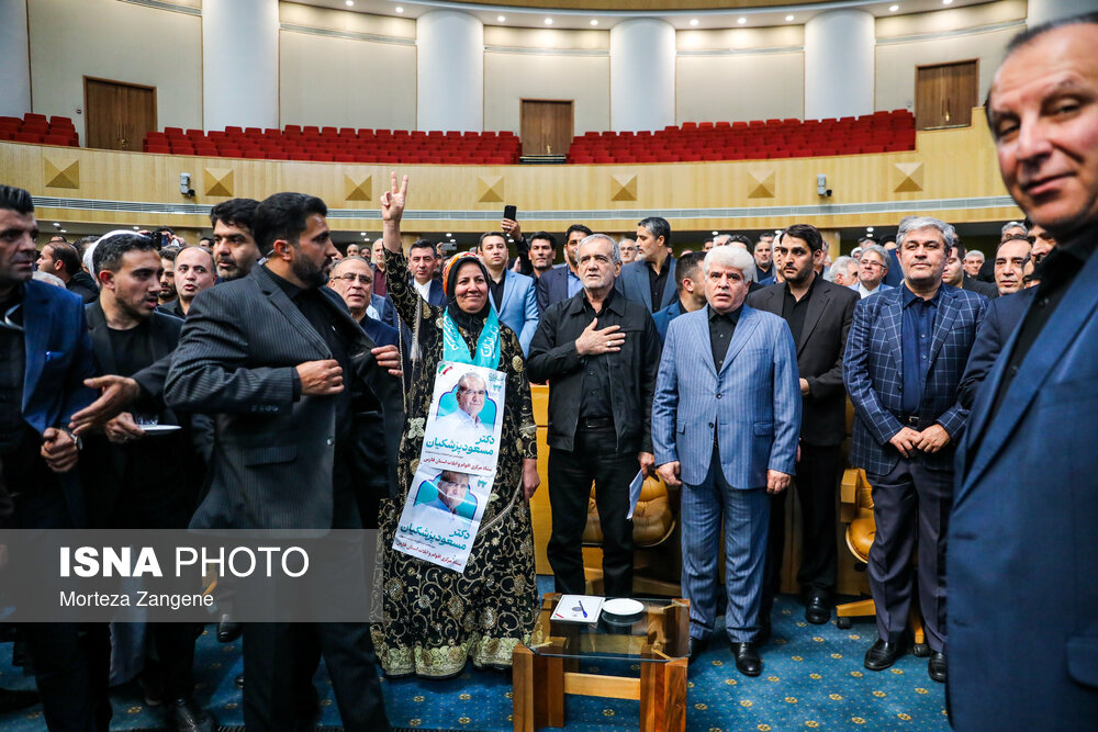 عکس/ دیدار رییس جمهور منتخب با نمایندگان ادوار مجلس