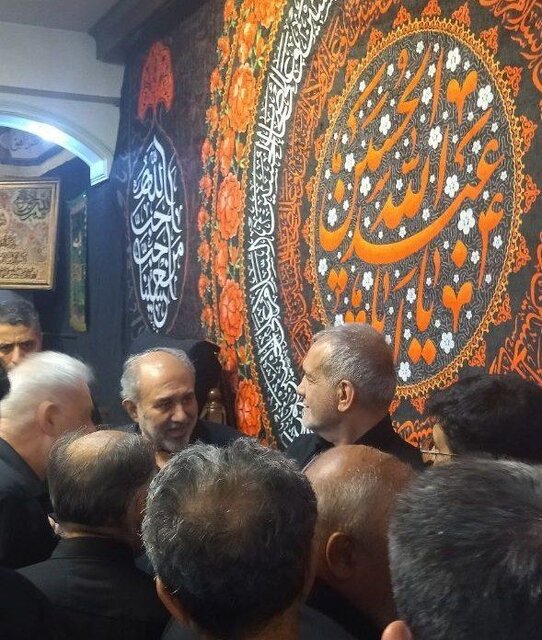 حضور پزشکیان در هیات معروف محله منیریه تهران