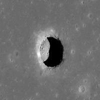 دانشمندان یک غار گدازه‌ای زیر سطح ماه کشف کردند