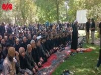 اقامه نماز ظهر عاشورا در کردستان