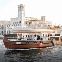 دبی اولین قایق برقی چوبی جهان را با چاپ سه‌بُعدی ساخت