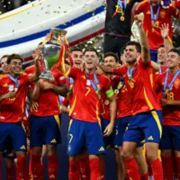 استقبال پرشور مردم اسپانیا از بازیکنان پس از قهرمانی در یورو