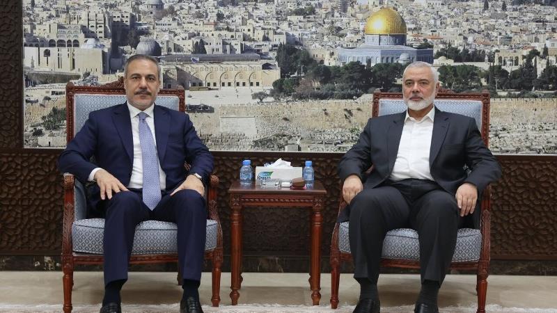 بررسی آخرین تحولات غزه در گفت وگوی تلفنی هنیه با وزیر خارجه ترکیه