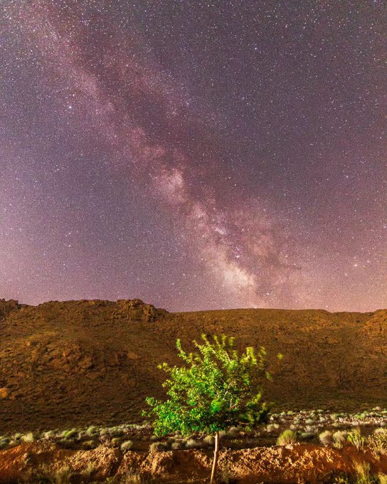 تصویر دیدنی از کهکشان راه شیری در آسمان یزد