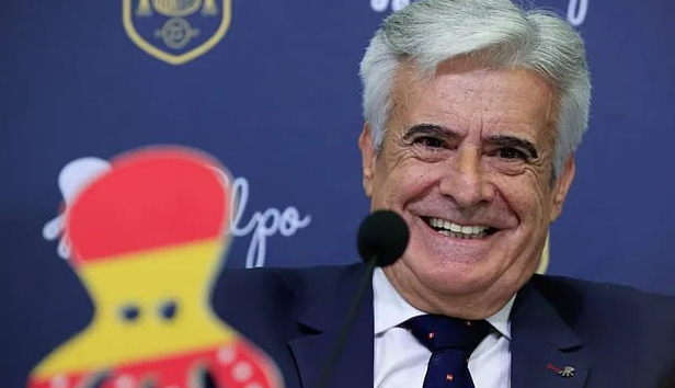 تلاش رئیس فدراسیون فوتبال اسپانیا برای تعلیق محرومیت