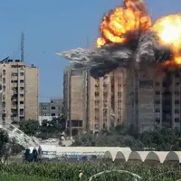 بمباران یک ساختمان مسکونی در نوار غزه