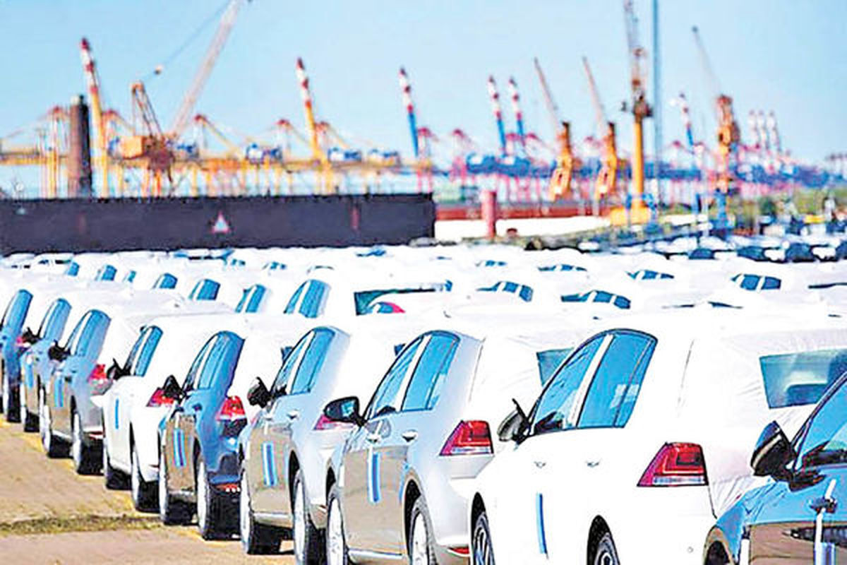 وزارت صمت پاسخ به شایعات درباره ثبت سفارش خودروی وارداتی را داد 