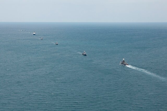 رژه دریایی از مقابل ناو موشک انداز «سپر»؛ رزمایش امنیت دریایی ۲۰۲۴ پایان یافت