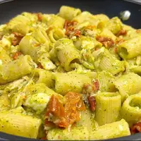 طرز تهیه پاستا با کدو سبز به روش آشپز ایتالیایی