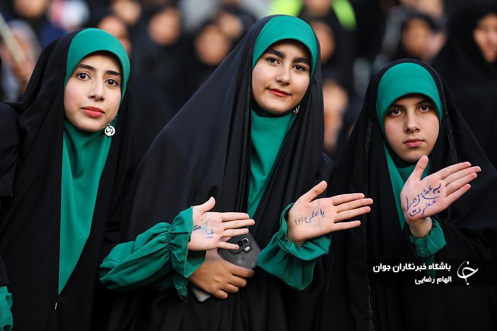 عکس/ اجتماع ۱۰۰هزار نفری خانوادگی حجاب در ورزشگاه آزادی