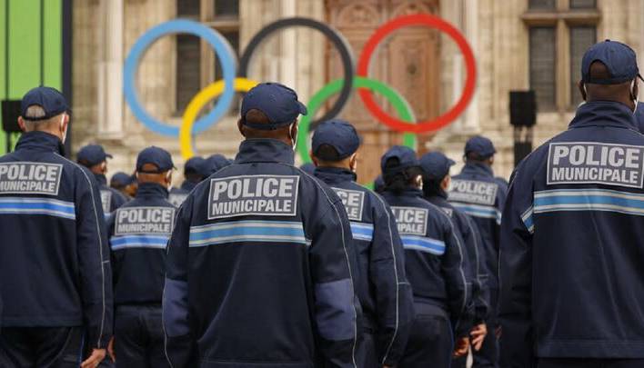 سرقت 30 میلیاردی مقابل دیدگان 50 هزار پلیس المپیک!