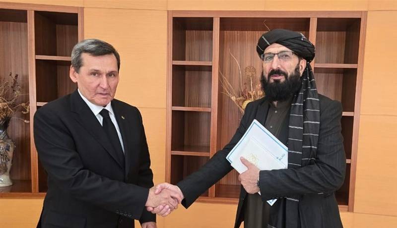 ترکمنستان دیپلمات طالبان را پذیرفت