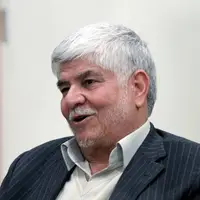 محمد هاشمی: عارف اعتدالگرا است و افراطی نیست