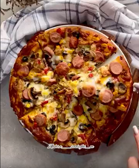 پیتزا مخصوصِ مخلوط ویژه