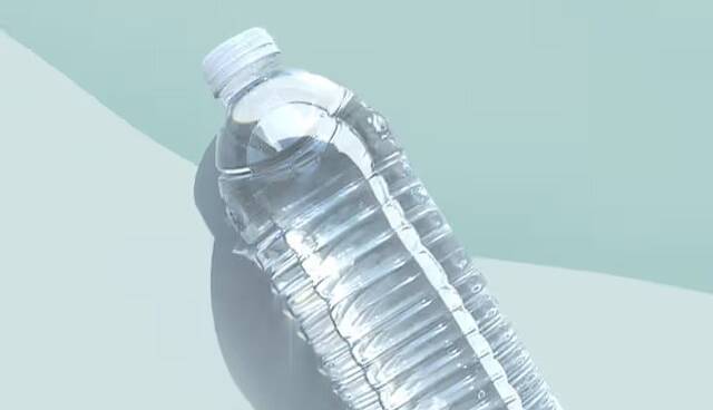 خطر نوشیدن «آب معمولی» در گرمازدگی