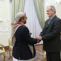 عکس/ دیدار سخنگو و رئیس هیئت مذاکره کننده دولت نجات ملی یمن با رئیس جمهور   