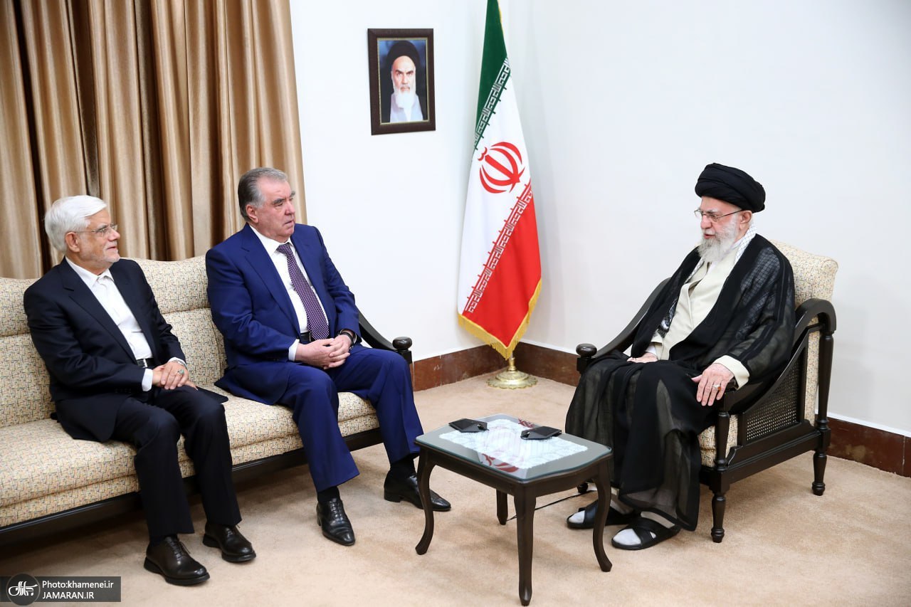 حضور عارف در دیدار رئیس جمهور تاجیکستان با رهبر انقلاب اسلامی