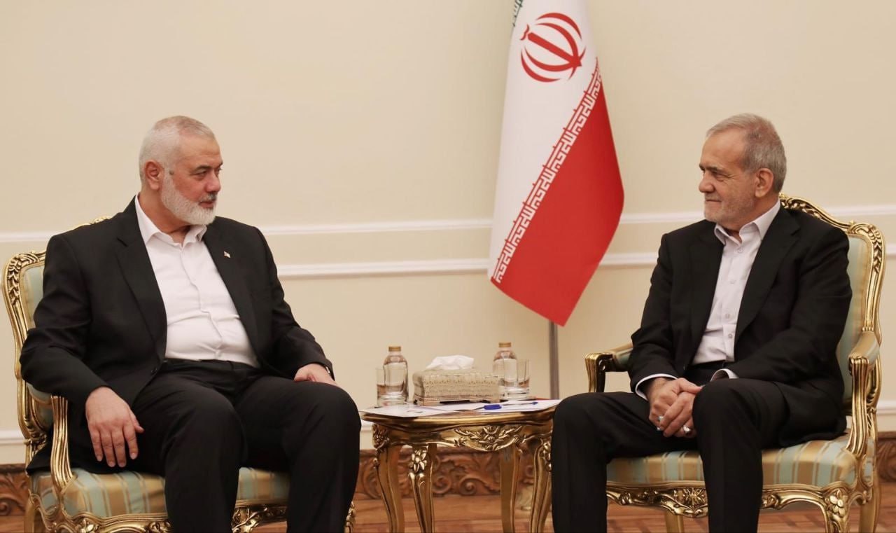 عکس/ رئیس دفتر سیاسی حماس با رئیس جمهور ایران دیدار کرد