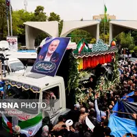 عکس/ تصاویری دیگر از حضور ستودنی مردم تهران در تشییع شهید هنیه