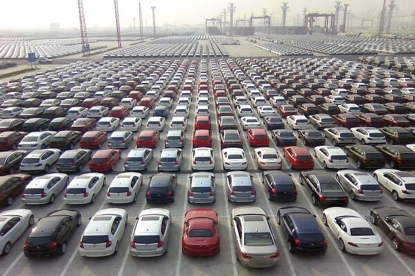 دپوی ۷۵ هزار دستگاه خودرو در توقفگاه یک شرکت خودروساز مونتاژی