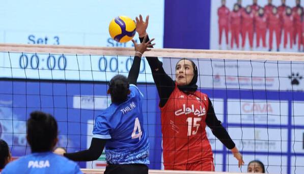 آتش‌بازی زنان والیبال ایران؛ میزبان‌ هم تسلیم شد