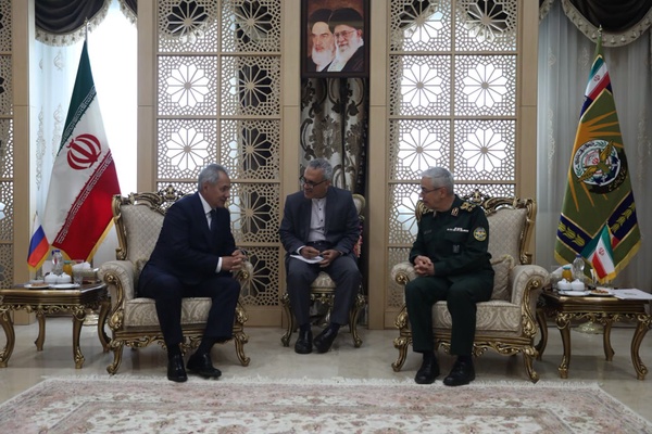 دبیر شورای امنیت ملی روسیه با سرلشکر باقری دیدار کرد