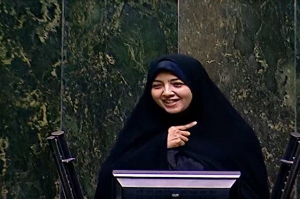 کمیسیون صنایع و معادن با وزیر پیشنهادی نفت موافقت کرد