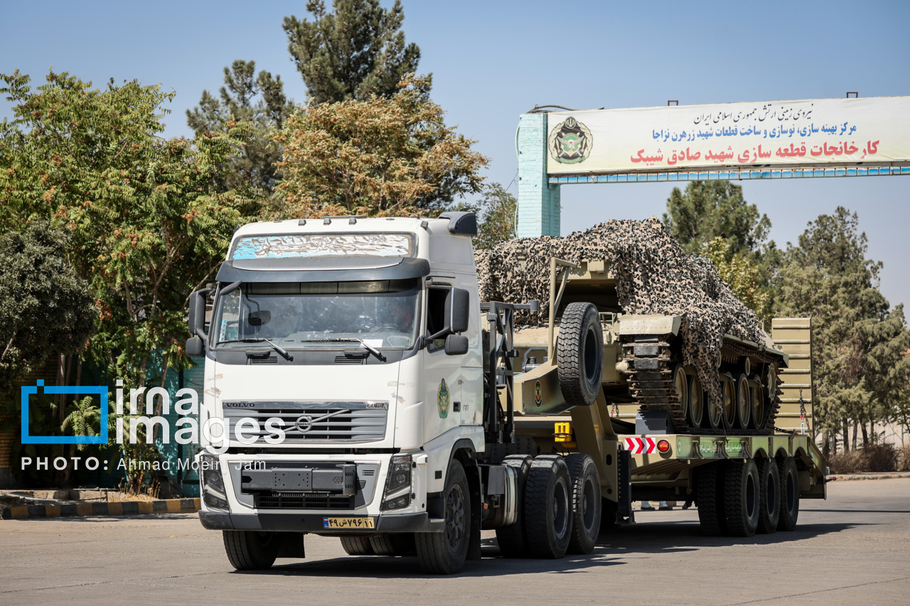 عکس/ رونمایی از تانک ارتقا یافته M60 نیروی زمینی ارتش