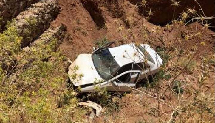 سقوط مرگبار خودرو در جاده امامزاده داوود؛ ۲ نفر جان‌باختند