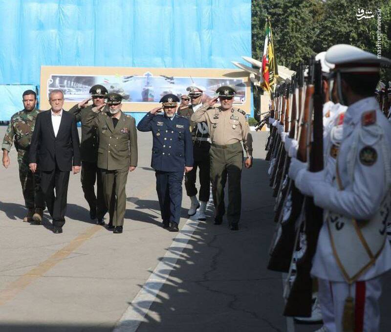 عکس/ حضور پزشکیان در دانشگاه فرماندهی دافوس