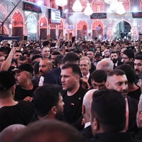 عکس/ زیارت حرم مطهر امام حسین (ع) توسط رییس جمهور