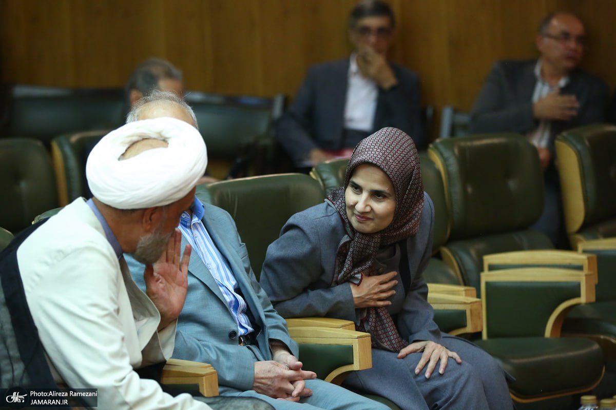  عکس/ مراسم رونمایی از جلد نخست دانشنامه حقوق ایران