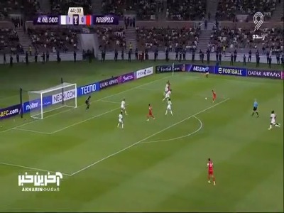 شوت اورونوف توسط دروازبان الاهلی دفع شد؛ الاهلی 1 - 0 پرسپولیس