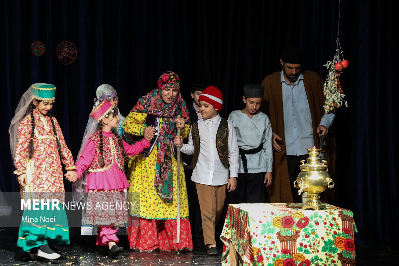 عکس/ نمایش «حیدر بابایه سلام»