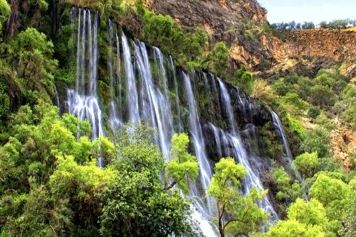 یکی از بزرگترین آبشار چشمه ای جهان