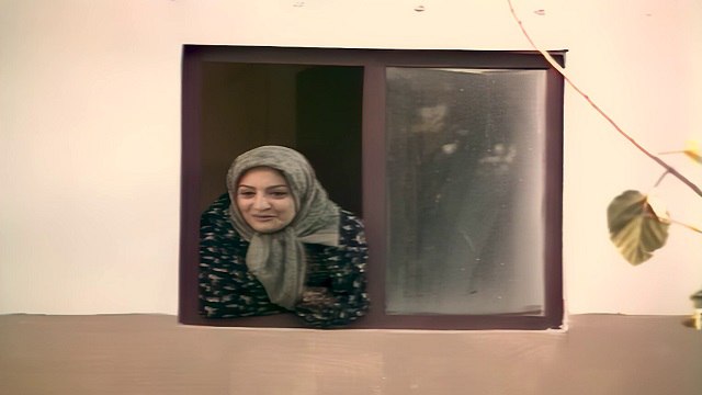 جشن تولد برای عزیز خانم