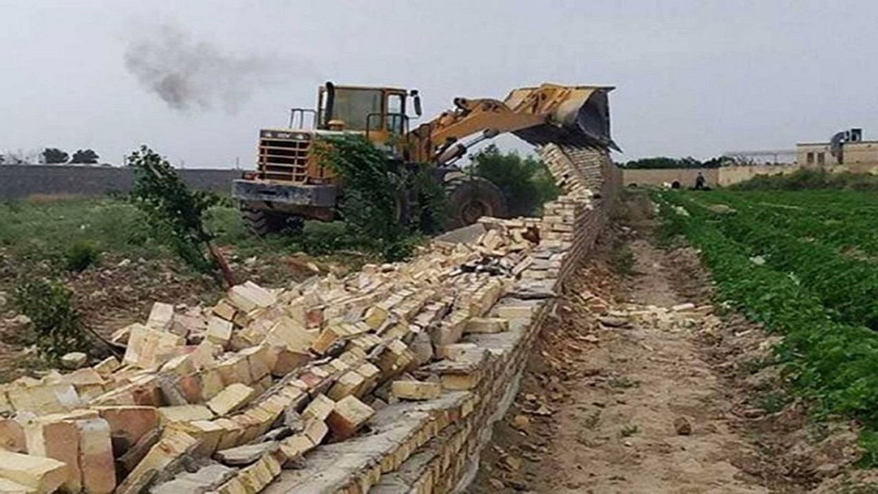 قلع‌وقمع 14 مورد ساخت‌وساز غیرمجاز در مراغه